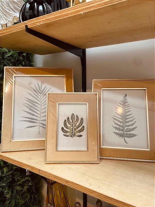 22235 PORTA RETRATO MADEIRA DETALHE VELUDO 29,5X34