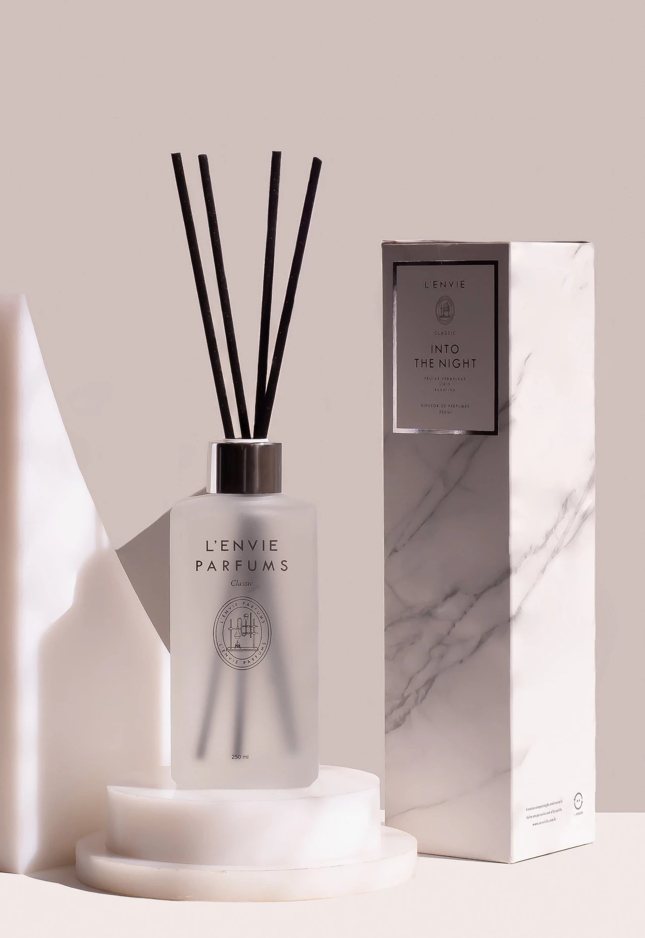 Difusor de Perfume Into The Night-Classic 200ML - DoceLar Loja