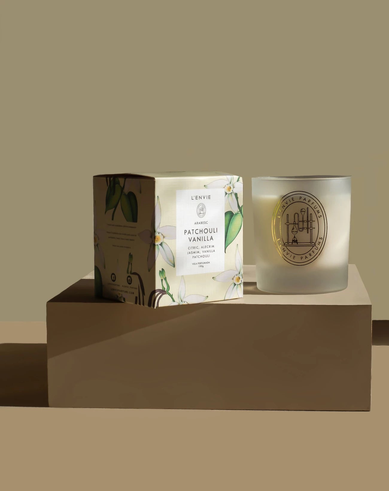 Vela Perfumada Patchouli Vanilla-Arabesc - DoceLar Loja