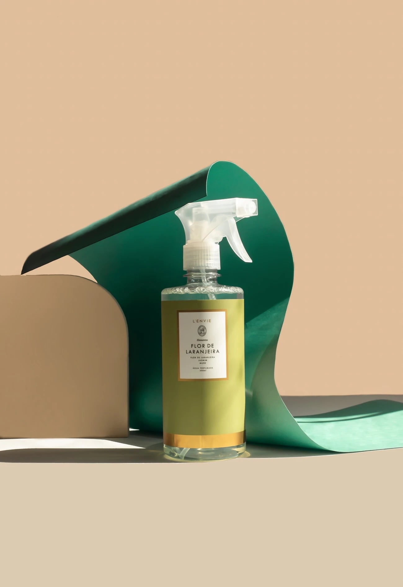 Água Perfumada Flor de Laranjeira - DoceLar Loja