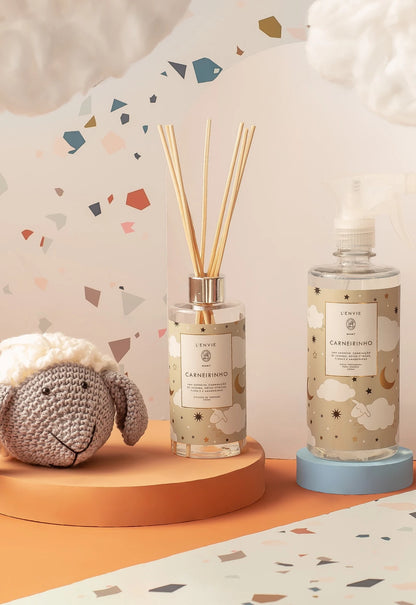 Kit Água Perfumada e Difusor de Perfume Mamy Carneirinho-Infantil - DoceLar Loja