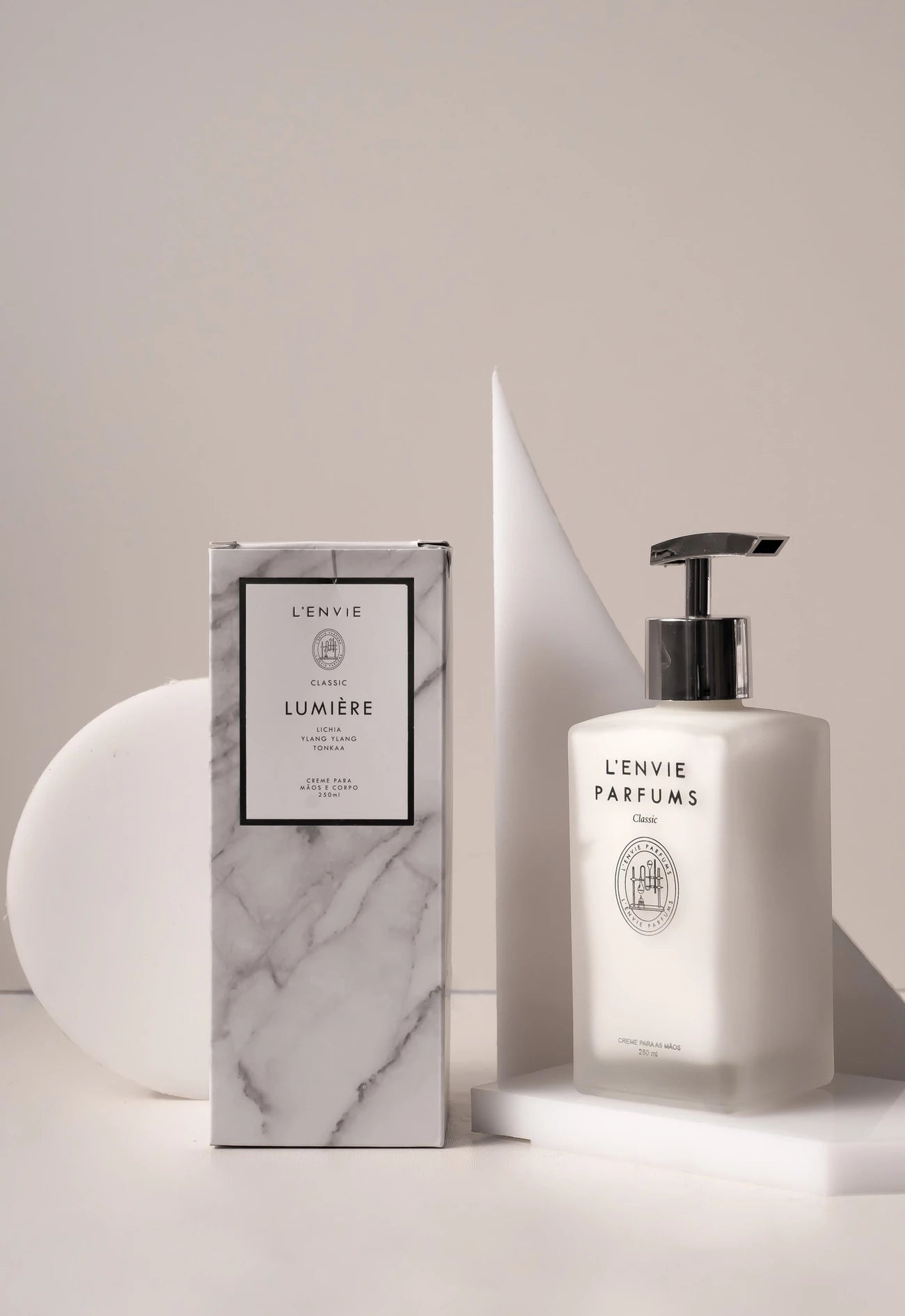 Creme para Mãos e Corpo Lumière-Classic - DoceLar Loja