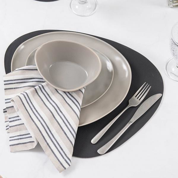 Prato de Lanche Runas Cimento Queimado - DoceLar Loja